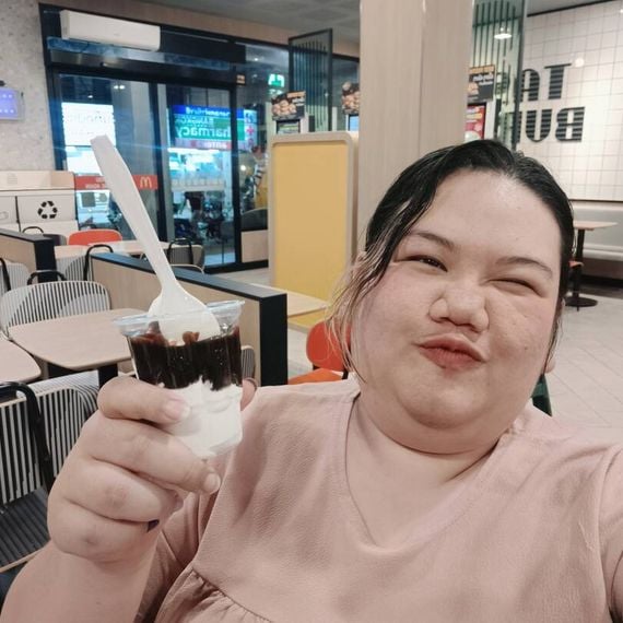 แชท หาเพื่อนคุย, โสด