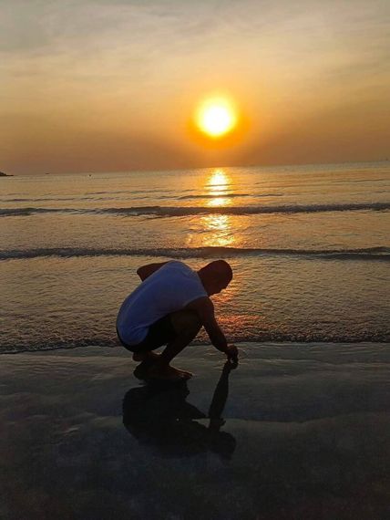 chat find love, chat  from Bangkok