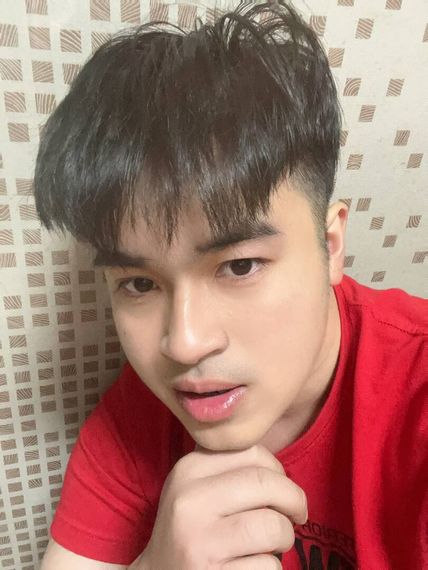 แชท หาเพื่อนคุย, โสด