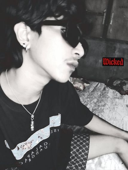 chat looking for friends from Surat Thani