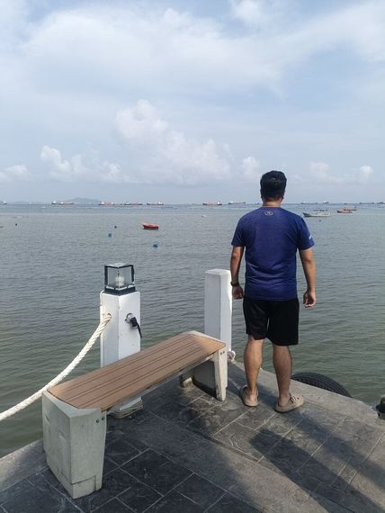 chat find love, chat  from Bangkok