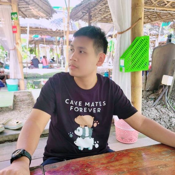 แชท หากิ๊ก, โสด 