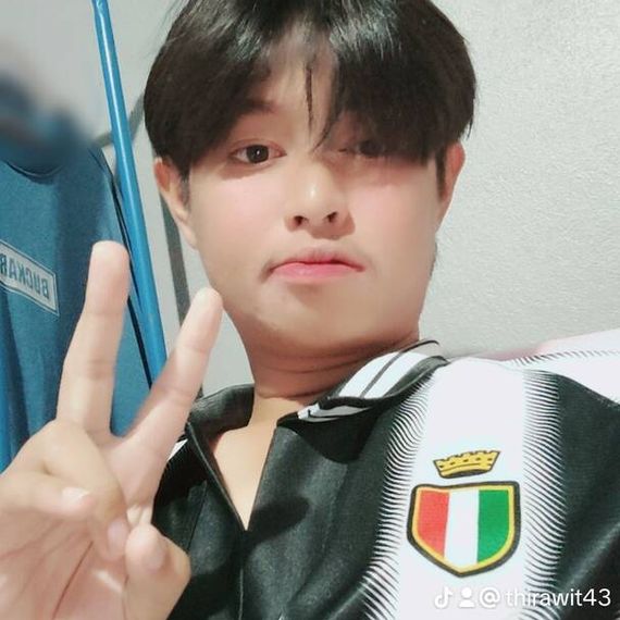 แชท หาแฟน, โสด 