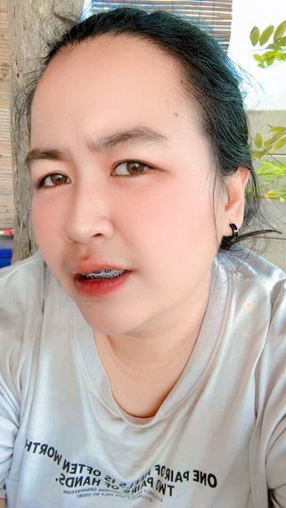 chat chat, hangout  from Ratchaburi