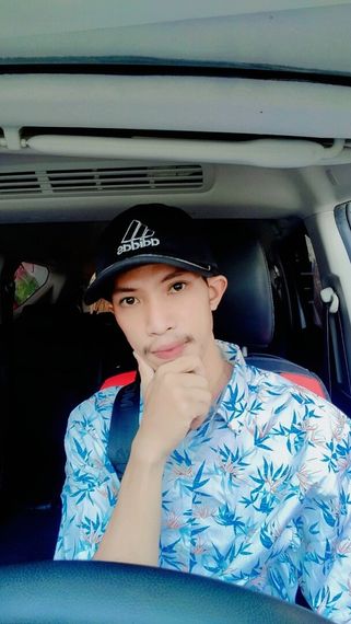 chat hangout  from Bangkok