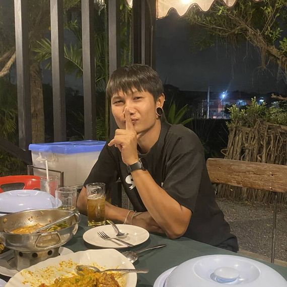 แชท หากิ๊ก  ที่อยู่  ปทุมธานี