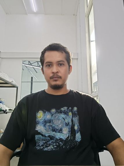 chat find love, chat  from Bangkok