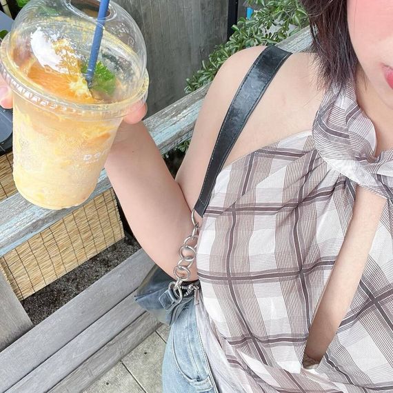 แชท หากิ๊ก  ที่อยู่  อุดรธานี