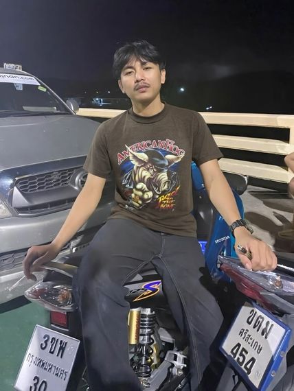 แชท หาแฟน, โสด 