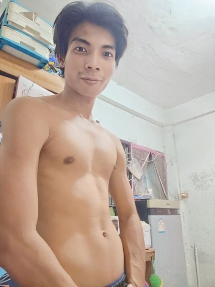 แชท หากิ๊ก  ที่อยู่ กรุงเทพมหานคร