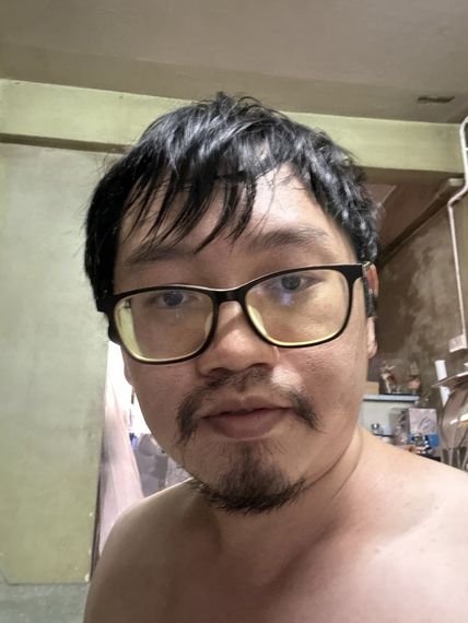 chat find love, chat  from Bangkok