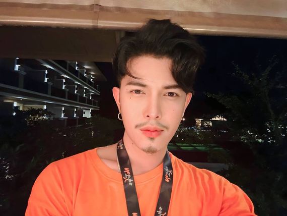 แชท หาแฟน, หาเพื่อนคุย  ที่อยู่ กรุงเทพมหานคร