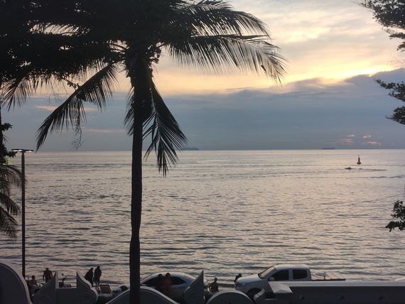 แชท หาเพื่อนคุย  ที่อยู่ กรุงเทพมหานคร