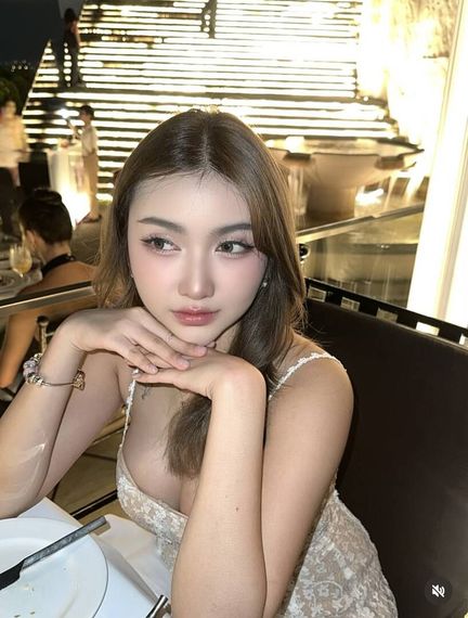 แชท หาเพื่อนคุย, โสด 