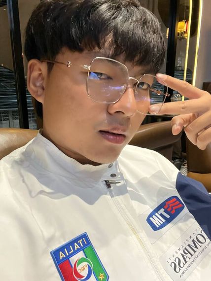 แชท หาเพื่อนเที่ยว, โสด 