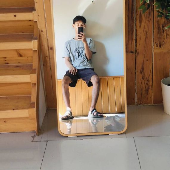 แชท หากิ๊ก, โสด ที่อยู่ กรุงเทพมหานคร