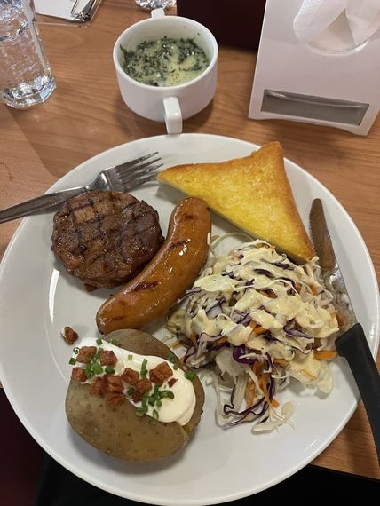 chat find love, chat  from Bangkok