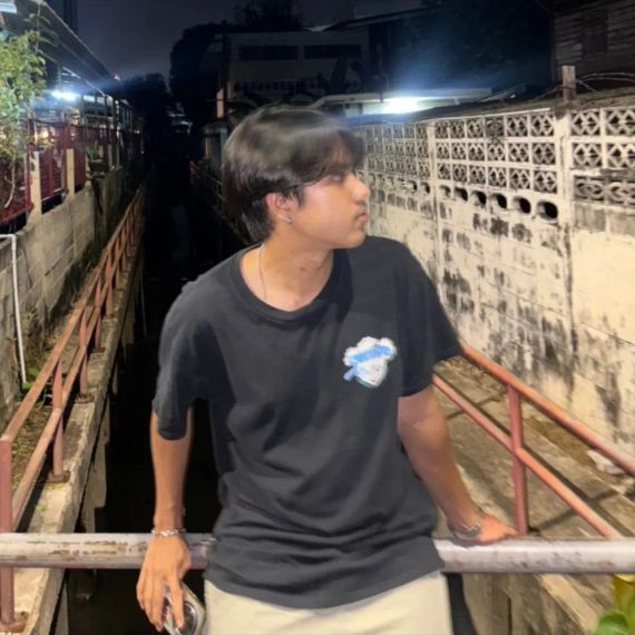 chat find love, chat  from Bangkok