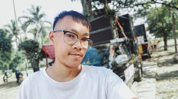 แชท หาเพื่อนคุย, โสด 
