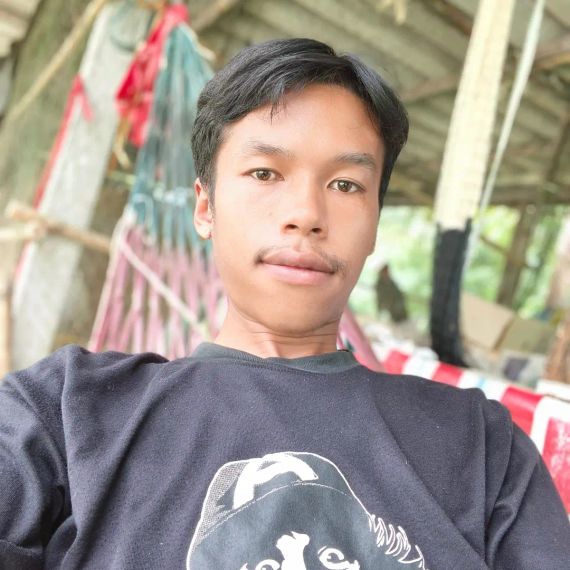 แชท หาเพื่อนคุย  ที่อยู่  ชลบุรี