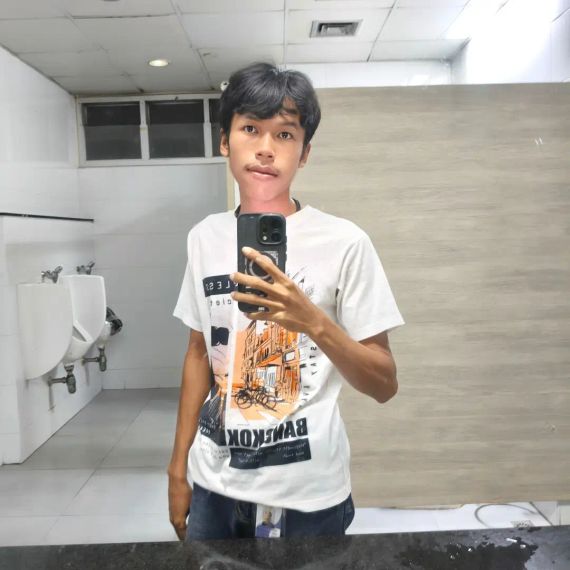 แชท หาเพื่อนคุย  ที่อยู่  ชลบุรี