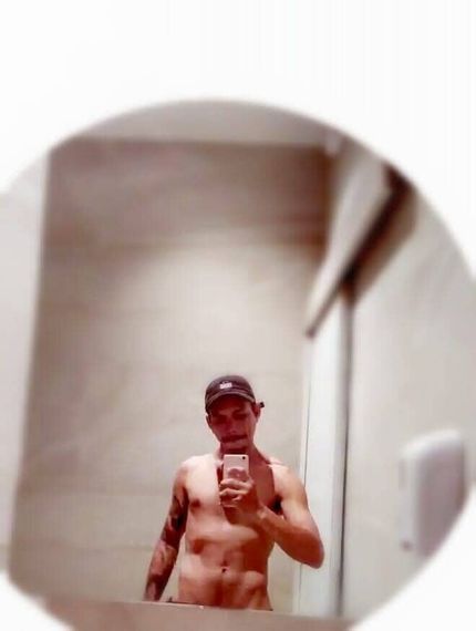 chat find love, chat  from Bangkok