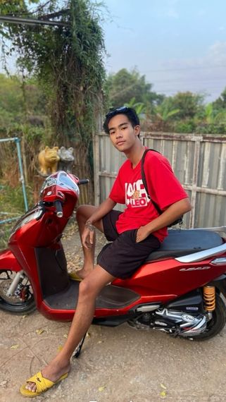 แชท หาเพื่อนคุย, โสด 