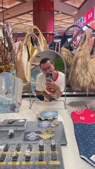 chat find love, chat from Bangkok