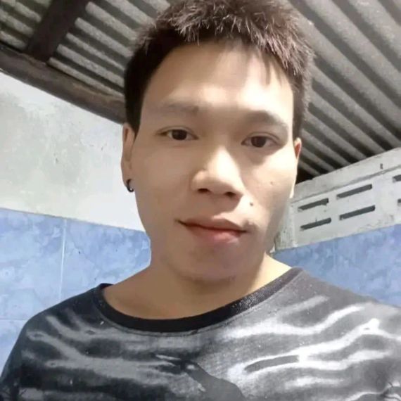 chat find love, chat  from Bangkok