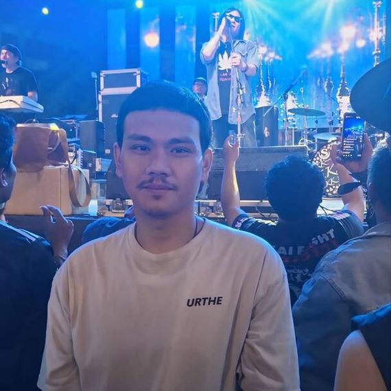 แชท หาเพื่อนคุย  ที่อยู่  ชลบุรี