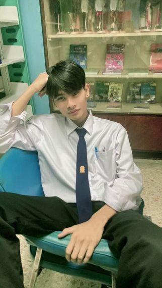 แชท หากิ๊ก, โสด