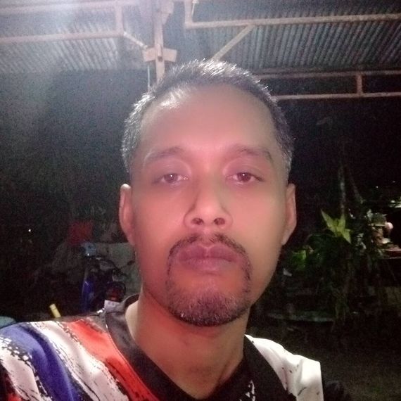 แชท หาเพื่อนคุย  ที่อยู่  สุราษฎร์ธานี