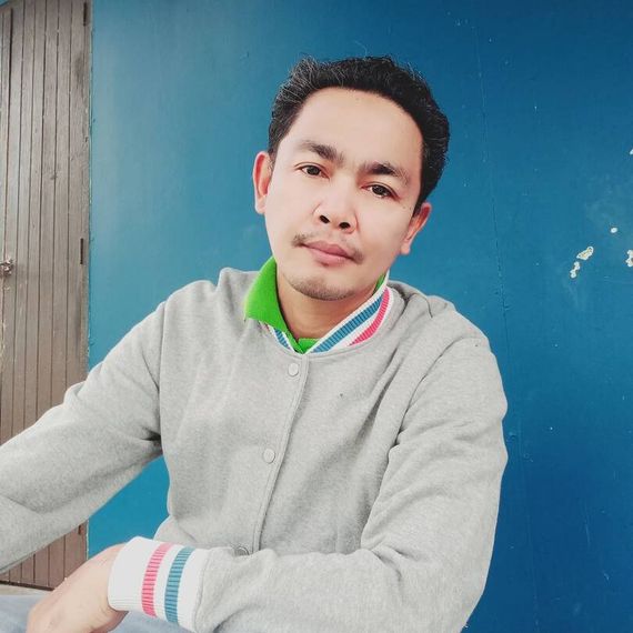 แชท หากิ๊ก  ที่อยู่ กรุงเทพมหานคร