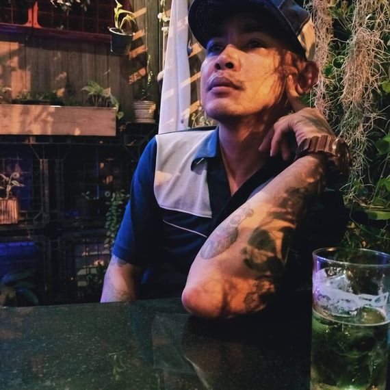 แชท หากิ๊ก  ที่อยู่ กรุงเทพมหานคร