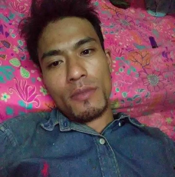 แชท หากิ๊ก, โสด  ที่อยู่  สุราษฎร์ธานี