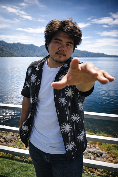 chat find love, chat  from Bangkok