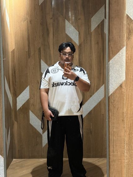 chat chat, hangout  from Bangkok