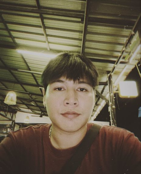 chat looking for friends from Surat Thani