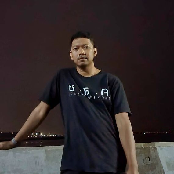 แชท หาเพื่อนคุย, หาเพื่อนเที่ยว  ที่อยู่  ชลบุรี