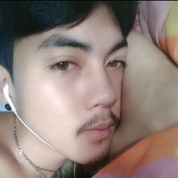 แชท หาเพื่อนคุย, โสด 
