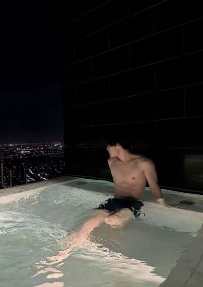 แชท หาเพื่อนคุย  ที่อยู่ กรุงเทพมหานคร