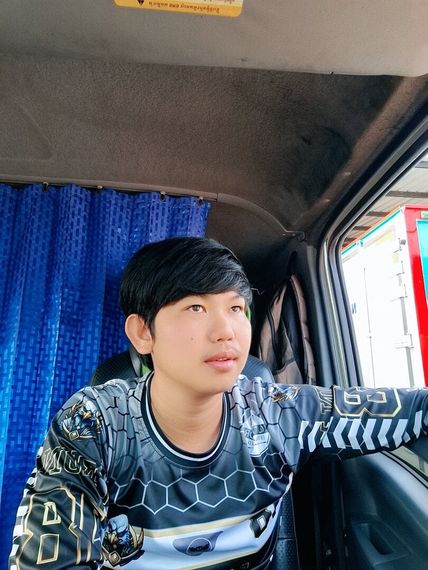 chat find love, chat from Bangkok