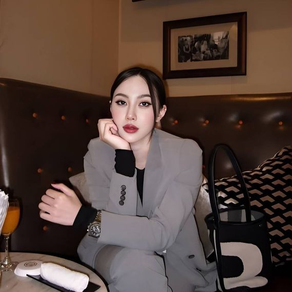 แชท หาเพื่อนคุย, โสด 