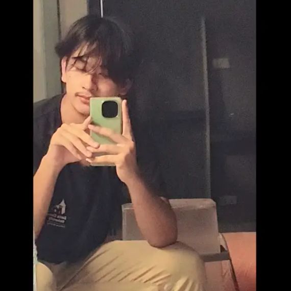 แชท หาแฟน, โสด