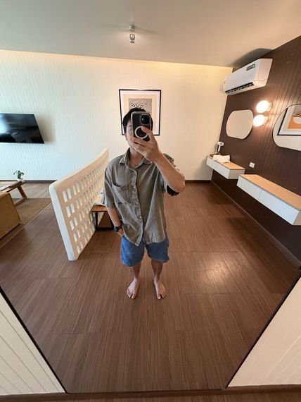 chat chat, hangout from Bangkok