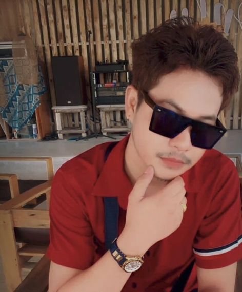 chat find love, chat  from Bangkok