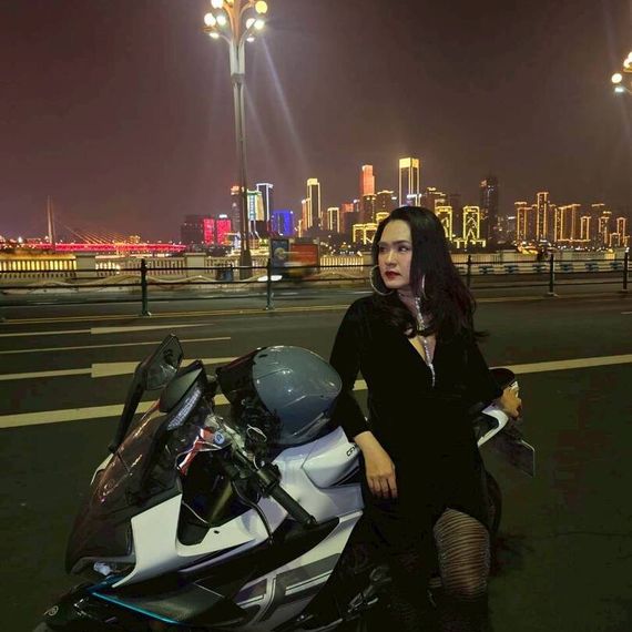 แชท หาเพื่อนคุย  ที่อยู่ กรุงเทพมหานคร