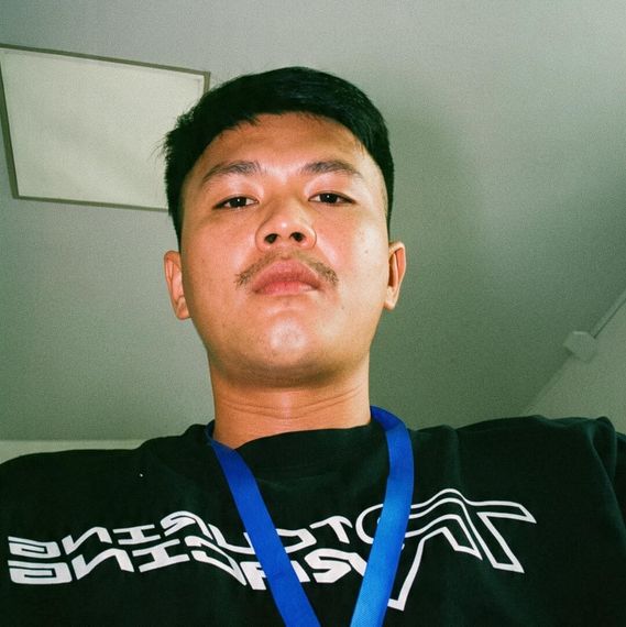 chat looking for friends