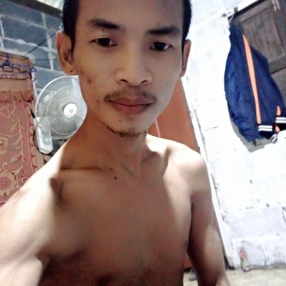 แชท หาเพื่อนคุย, โสด 