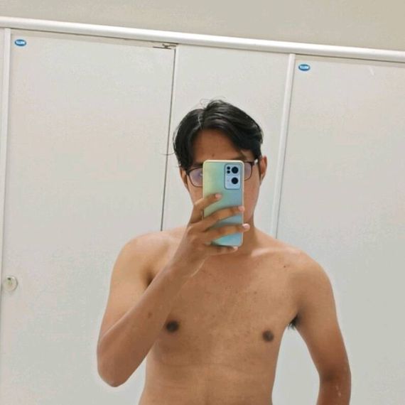 แชท หากิ๊ก, โสด 